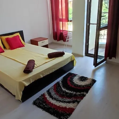 Apartament къща поморини *