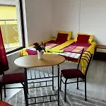 Apartman къща поморини *