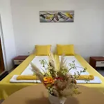 къща поморини Apartman Neszebar
